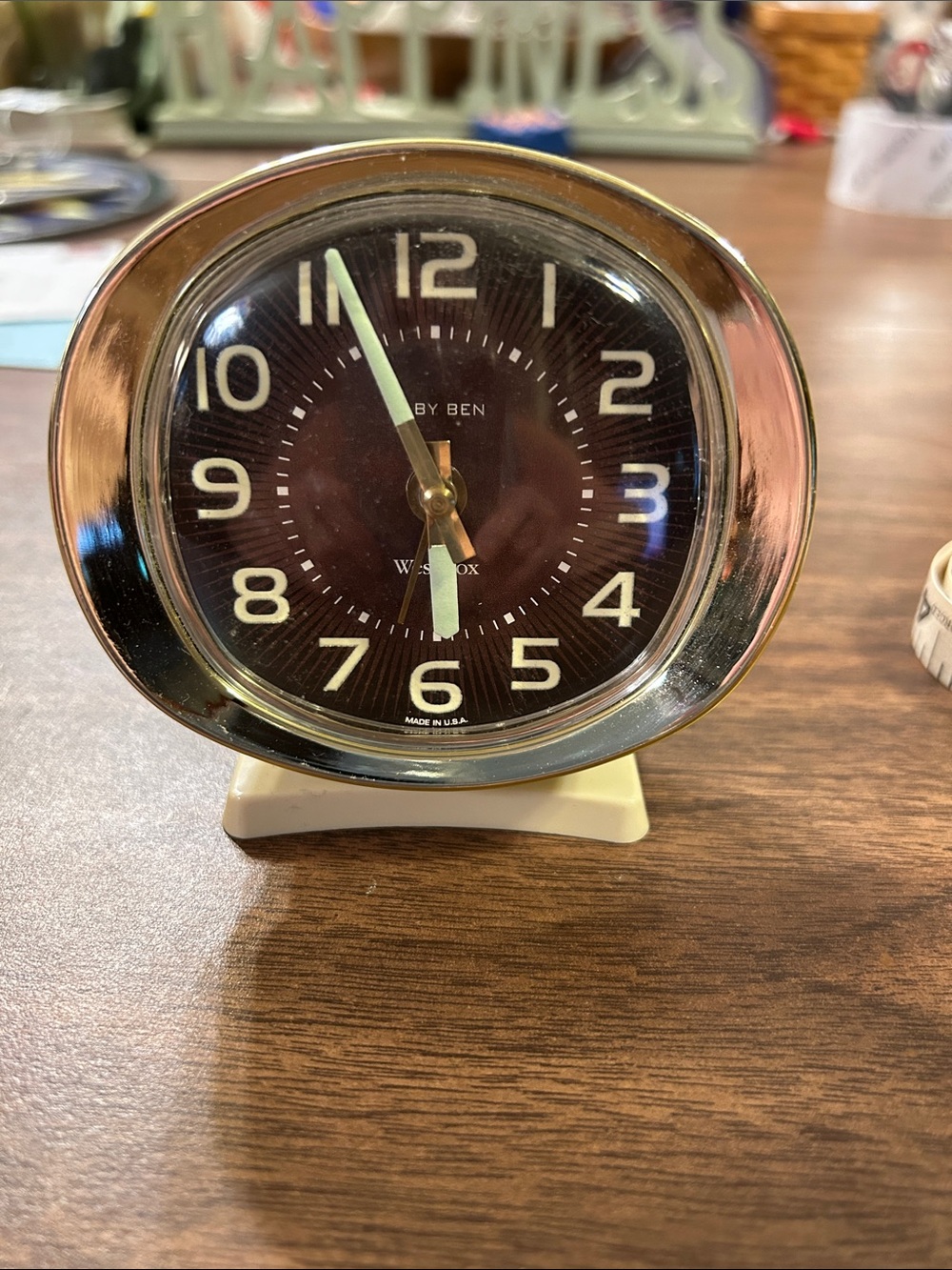 Westclox By Ben Cream and Black Retro Table Clock